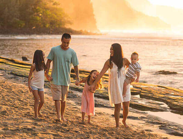 Hawaii family on beach